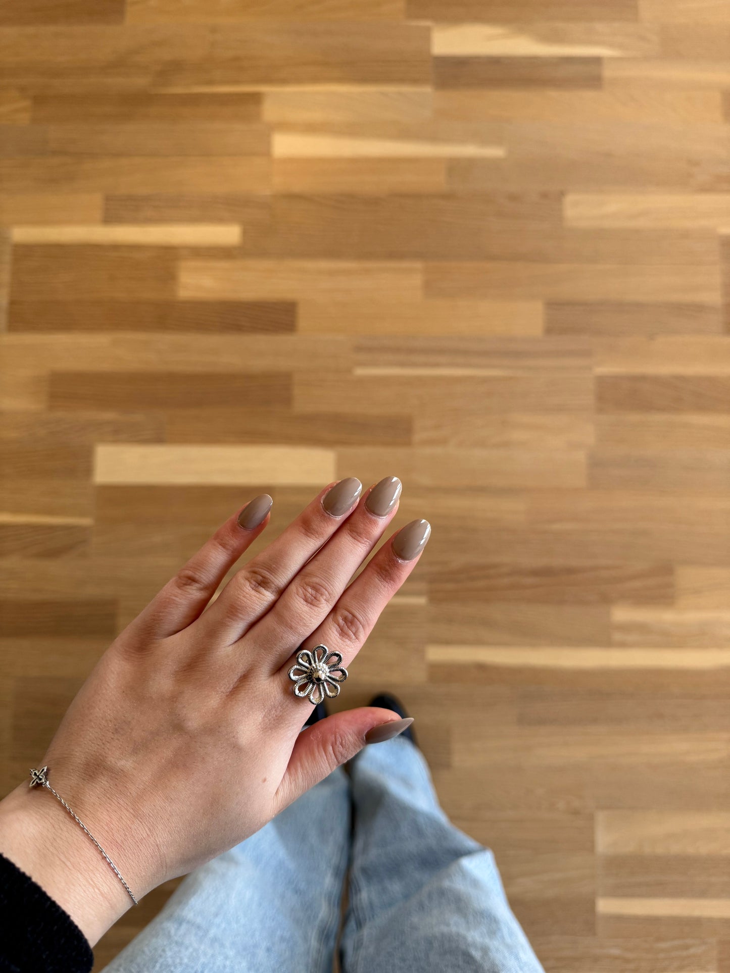 Bloom kiss ring