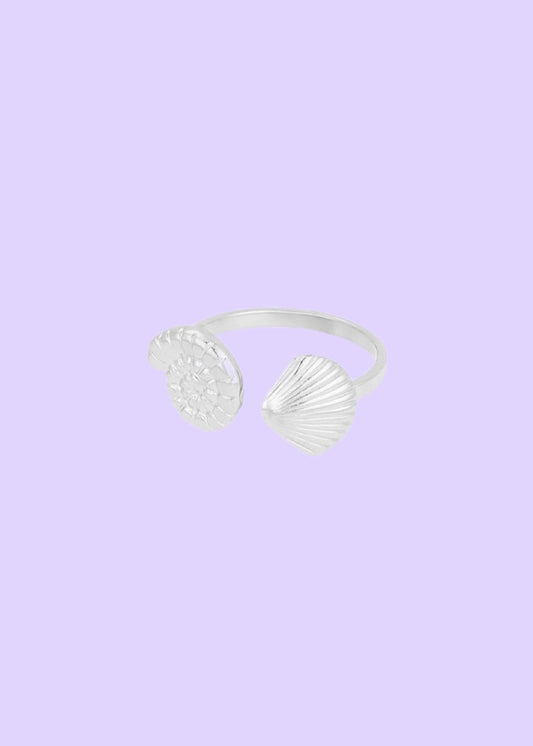 Seashell ring