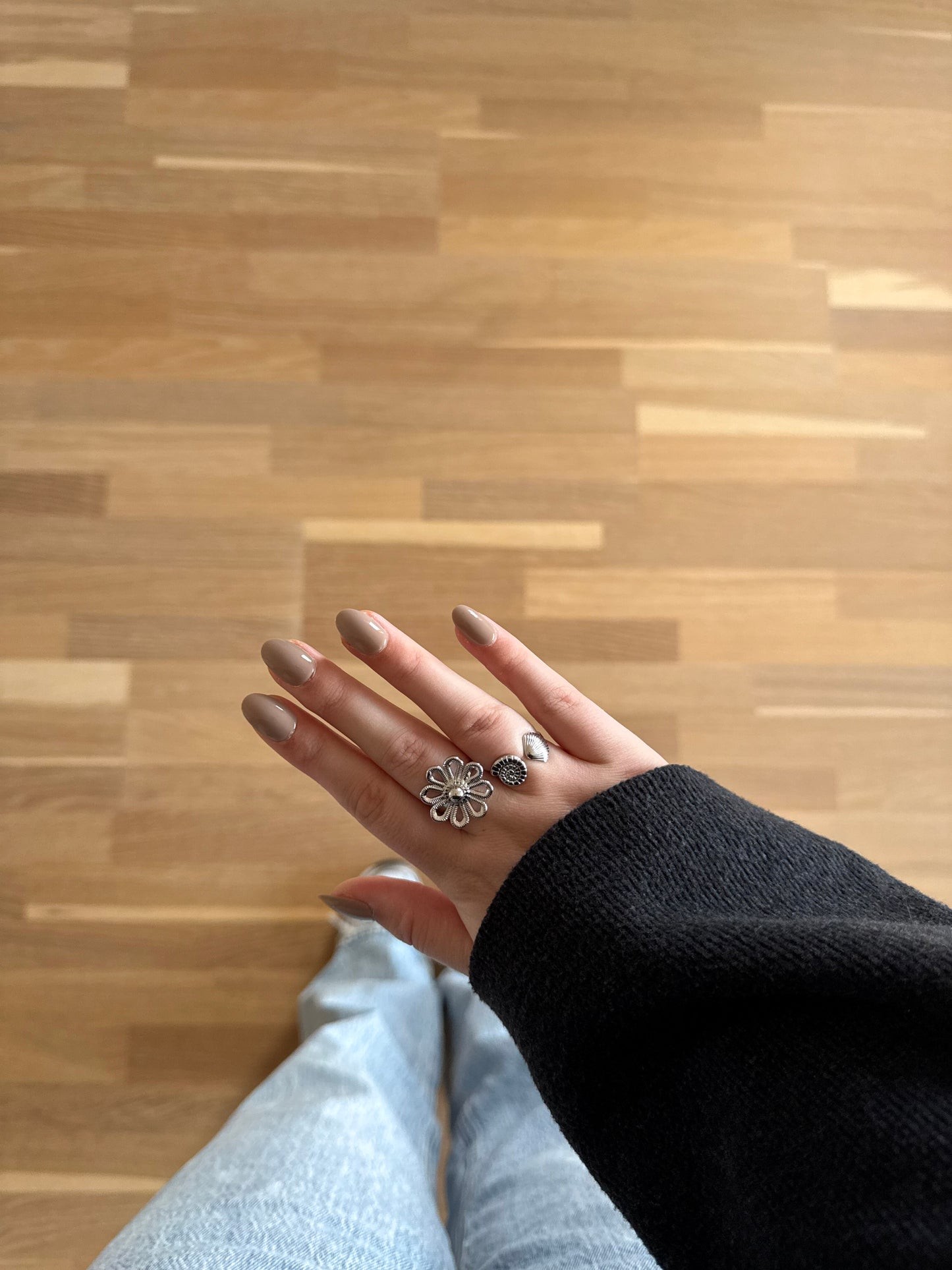 Bloom kiss ring