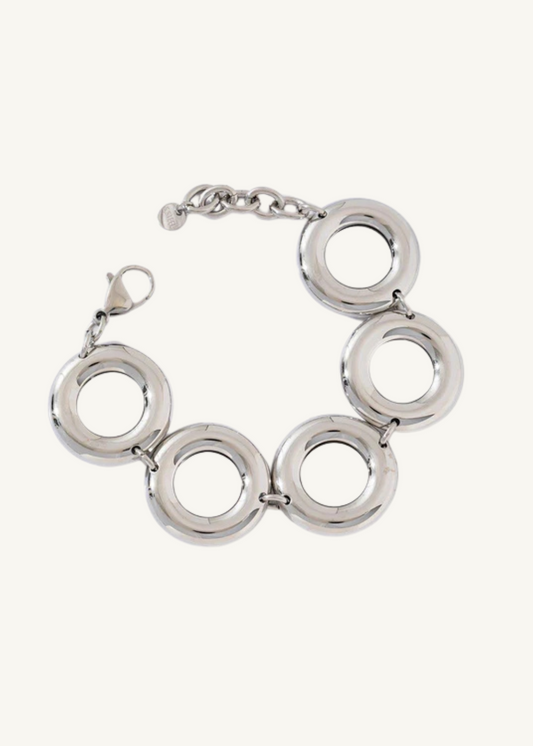Circle armband