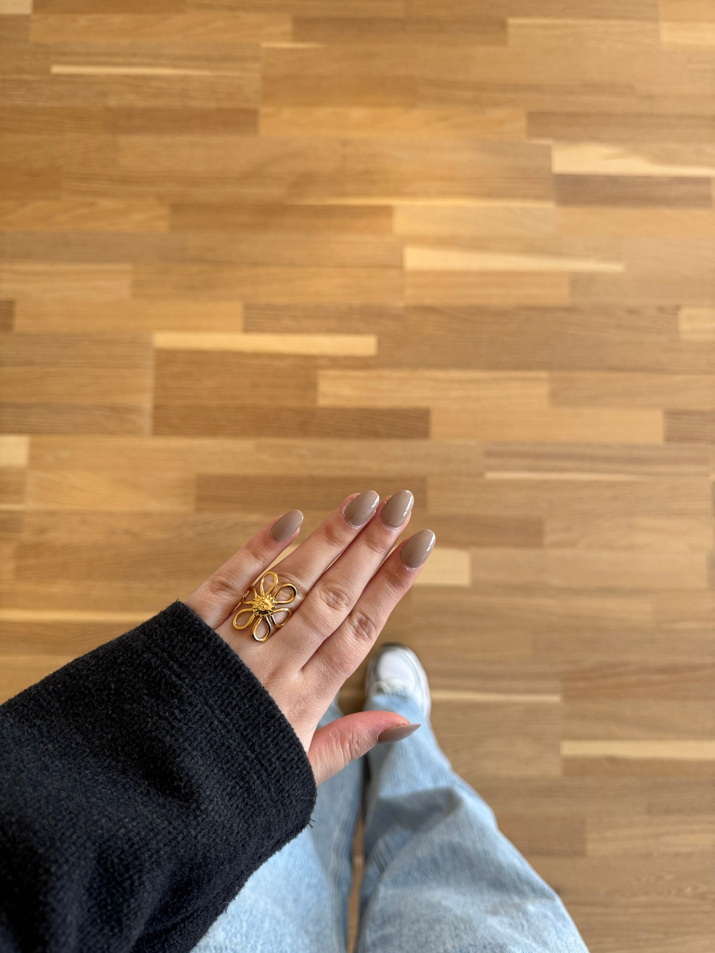 Sunflower ring