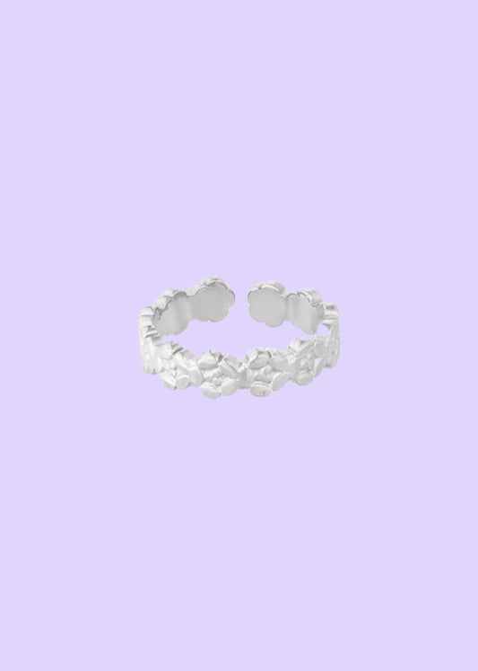 Small flower ring