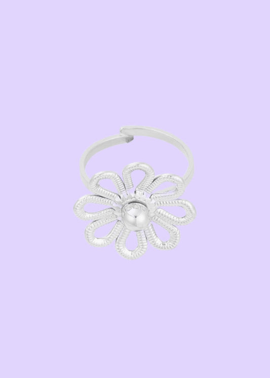 Bloom kiss ring