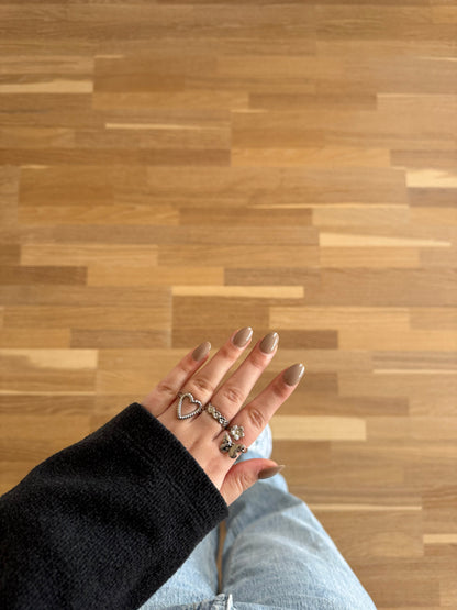 Open heart ring