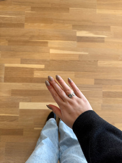 Seashell ring